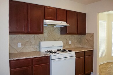 2822 N Red Birch Cir, Houston, TX 77038 - photo 5