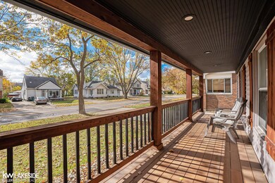 1322 Catalpa Dr, Berkley, MI 48072 - photo 5