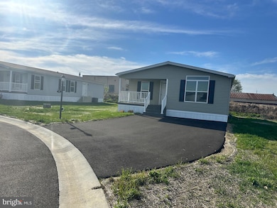 4 Evergreen Aly, Palmyra, PA 17078 - photo 2