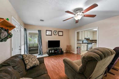 1215 Courtney St, Richmond, TX 77469 - photo 6