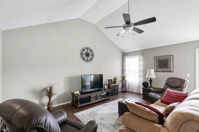 868 E Striper Dr, Nixa, MO 65714 - photo 5