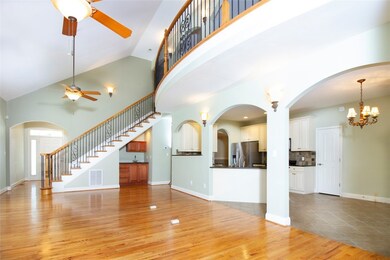 201 Green Chase W, Anderson, SC 29621 - photo 2