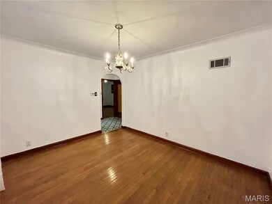 6430 Bancroft Ave, Saint Louis, MO 63109 - photo 4