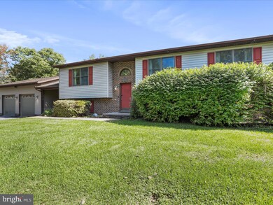 315 Redwood Ct, Harpers Ferry, WV 25425 - photo 2