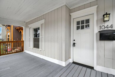 5-web-or-mls-1044-e-rich-st