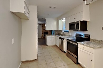 2020 Chattanooga Dr, Bedford, TX 76022 - photo 6