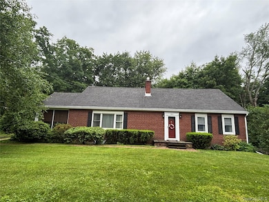 15 Orchard Rd, Poughkeepsie, NY 12603 - photo 3