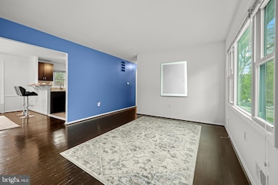 5802 Shepherd Ln, Lanham, MD 20706 - photo 7