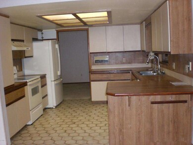 Kitchen2