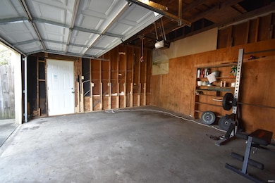 817 Grace Ave, Elkhart, IN 46516 - photo 5