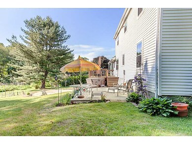 18 Woodcrest Dr, Cumberland, RI 02864 - photo 4