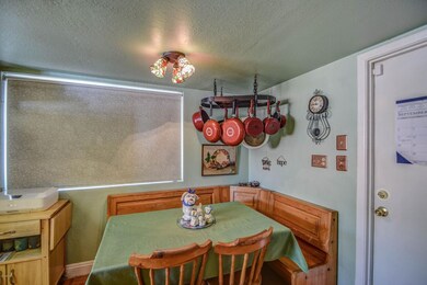 Eat in Kitchen