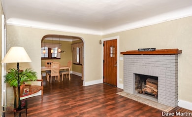 3 Living Room-4