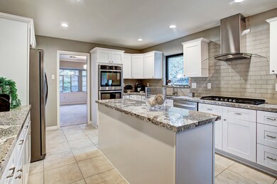 12234 Kimberley Ln, Houston, TX 77024 - photo 6