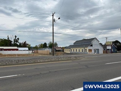 1717 Main St, Philomath, OR 97370 - photo 4