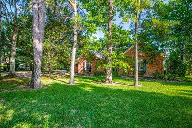 2410 Hickory Hollow Ln, Spring, TX 77386 - photo 4