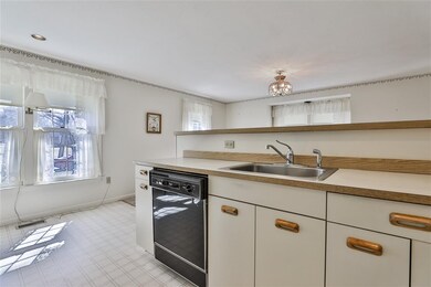 9 Captain Cook Way, Plaistow, NH 03865 - photo 7