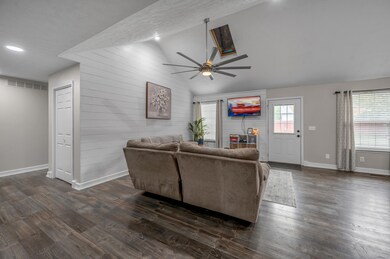 112 Seattle Slew St, Georgetown, KY 40324 - photo 7