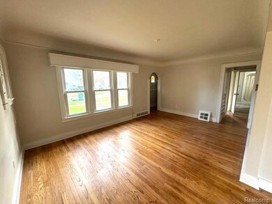 12120 Elmview St, Romulus, MI 48174 - photo 5