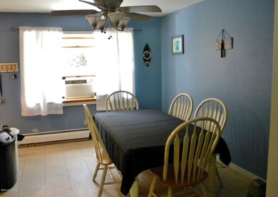 427 Rocky Run Rd, Hawley, PA 18428 - photo 7