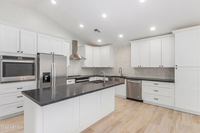 1361 E Dava Dr, Tempe, AZ 85283 - photo 4