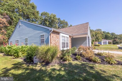 110 Lakebridge Dr, Woodbury, NJ 08096 - photo 2