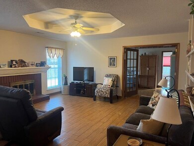 906 W Linden St, Rogers, AR 72756 - photo 6