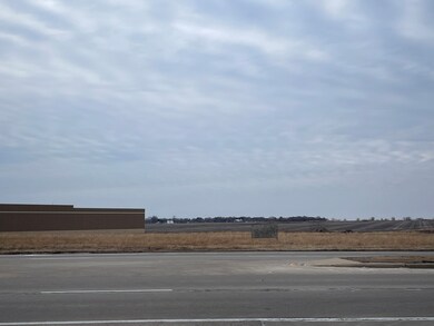 0 E Lincolnway unit MRD12284937, Sterling, IL 61081 - photo 3