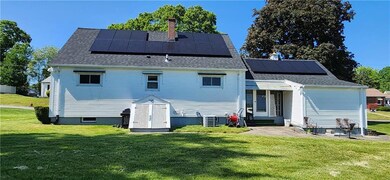 58 Ridge St, Woonsocket, RI 02895 - photo 4