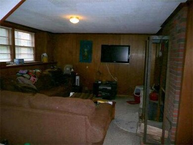 187 Blackstone St, Bellingham, MA 02019 - photo 5