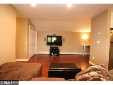 1301 1301 W 82nd St, Bloomington, MN 55420 - photo 5