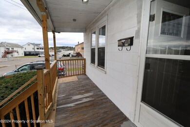 209 Quality Rd, Dupont, PA 18641 - photo 3