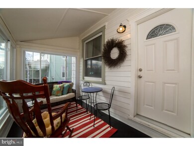 1672 Ward St, Marcus Hook, PA 19061 - photo 3