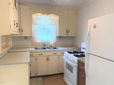 5  Kitchen