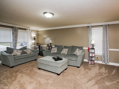 8748 geiser grove-103
