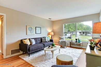 6532 Solandra Dr, Jacksonville, FL 32210 - photo 6