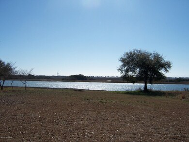 Lot 4 Inlet Court 004