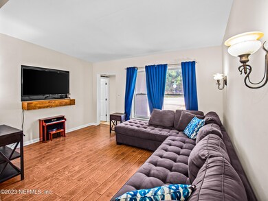 2875 Brackridge Blvd E, Jacksonville, FL 32216 - photo 6