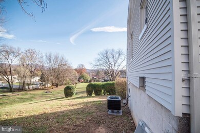 1335 Warren Ave, Front Royal, VA 22630 - photo 7