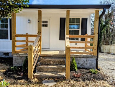 689 Dry Valley Rd, Rossville, GA 30741 - photo 2