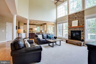 26369 Strathaven Ct, Chantilly, VA 20152 - photo 4