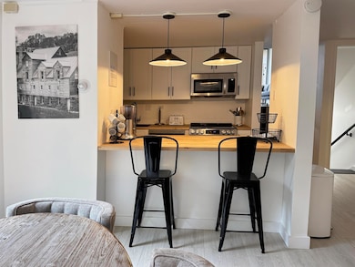 Kitchen - Floor 2