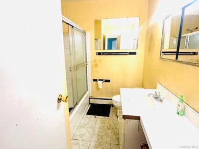 700 Broadway unit 26, Amityville, NY 11701 - photo 6