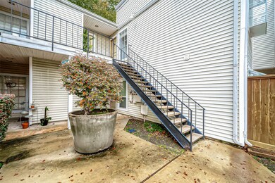 9809 Richmond Ave unit C-8, Houston, TX 77042 - photo 3