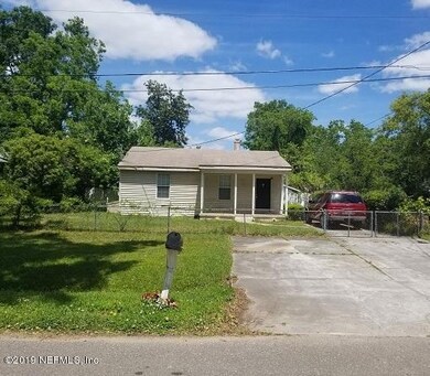 6031 Lynnwood Ave, Jacksonville, FL 32210 - photo 2