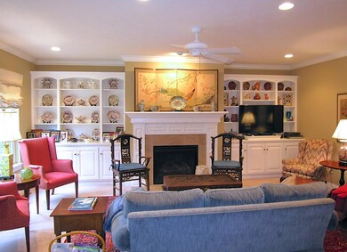 1076 Kempton Run Dr, Columbus, OH 43235 - photo 2