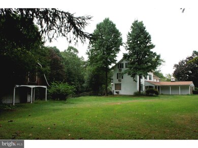 805 Lorraine Dr, Springfield, PA 19064 - photo 2