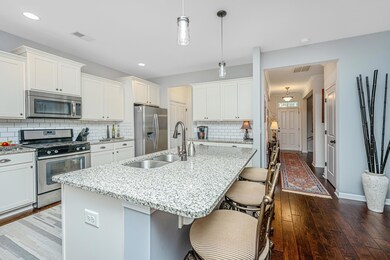 2945SwampSparrowCir022