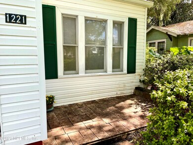 1221 Edgewood Ave S, Jacksonville, FL 32205 - photo 2