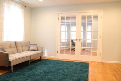 12 Regent St unit 2, Cambridge, MA 02140 - photo 2
